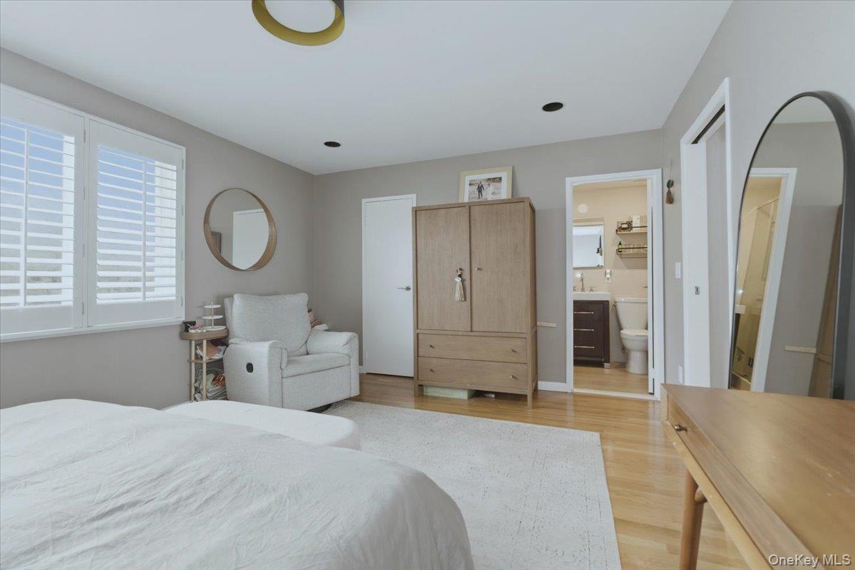 379 W Broadway Unit: B