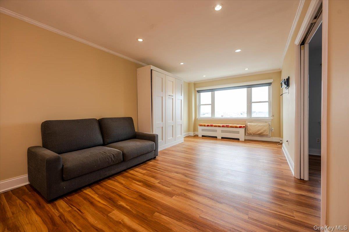 740 E Broadway Unit: 3L