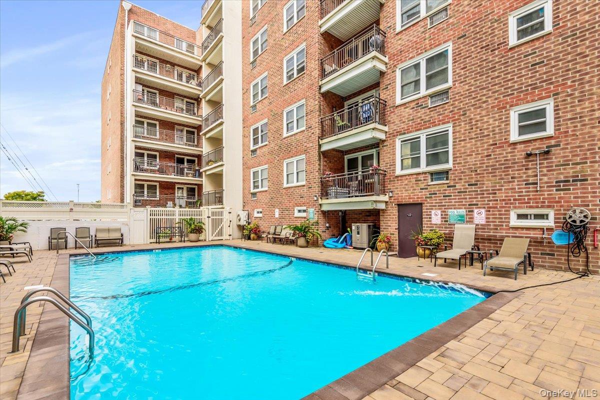 740 E Broadway Unit: 3L