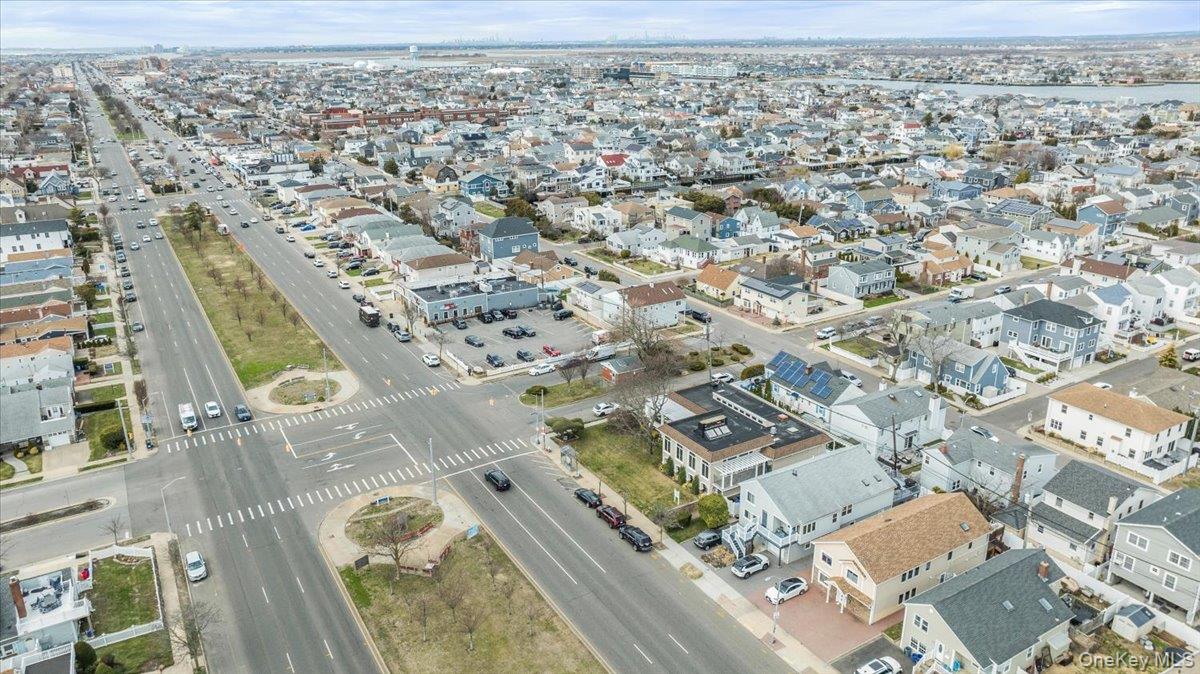 806 E Chester Street