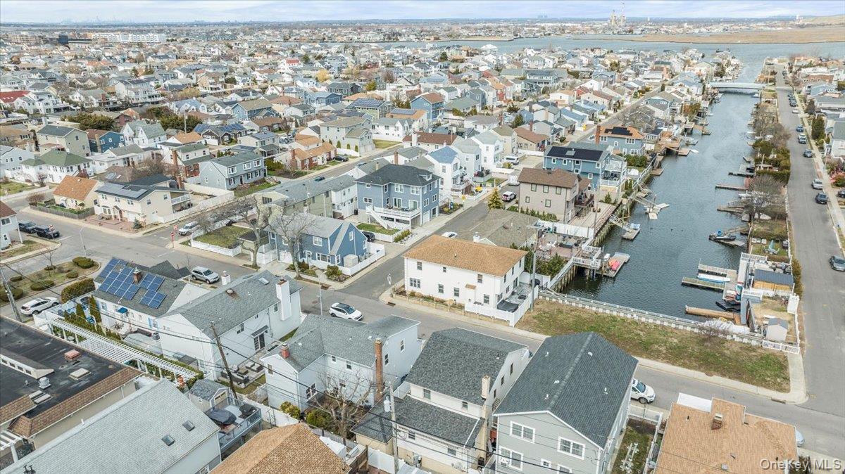 806 E Chester Street