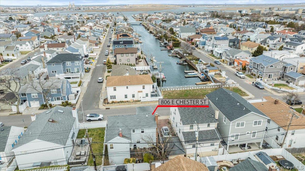 806 E Chester Street