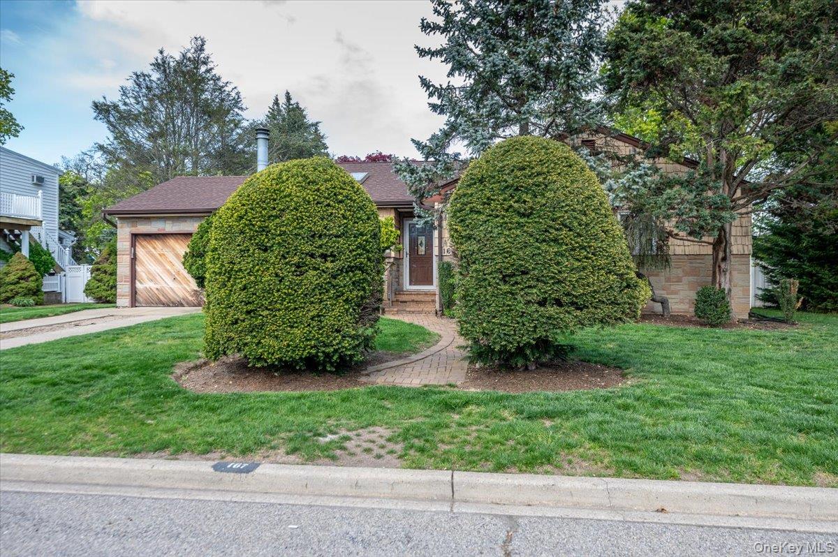 167 Maple Avenue