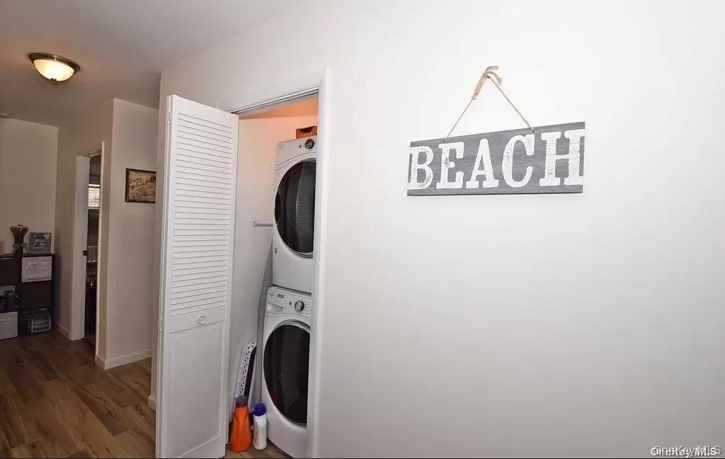 113 Harding Avenue Unit: Lower