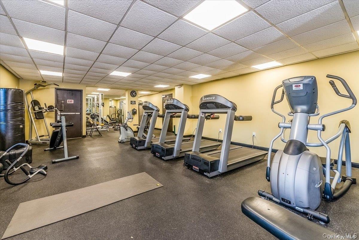 100 W Broadway Unit: 7Jj