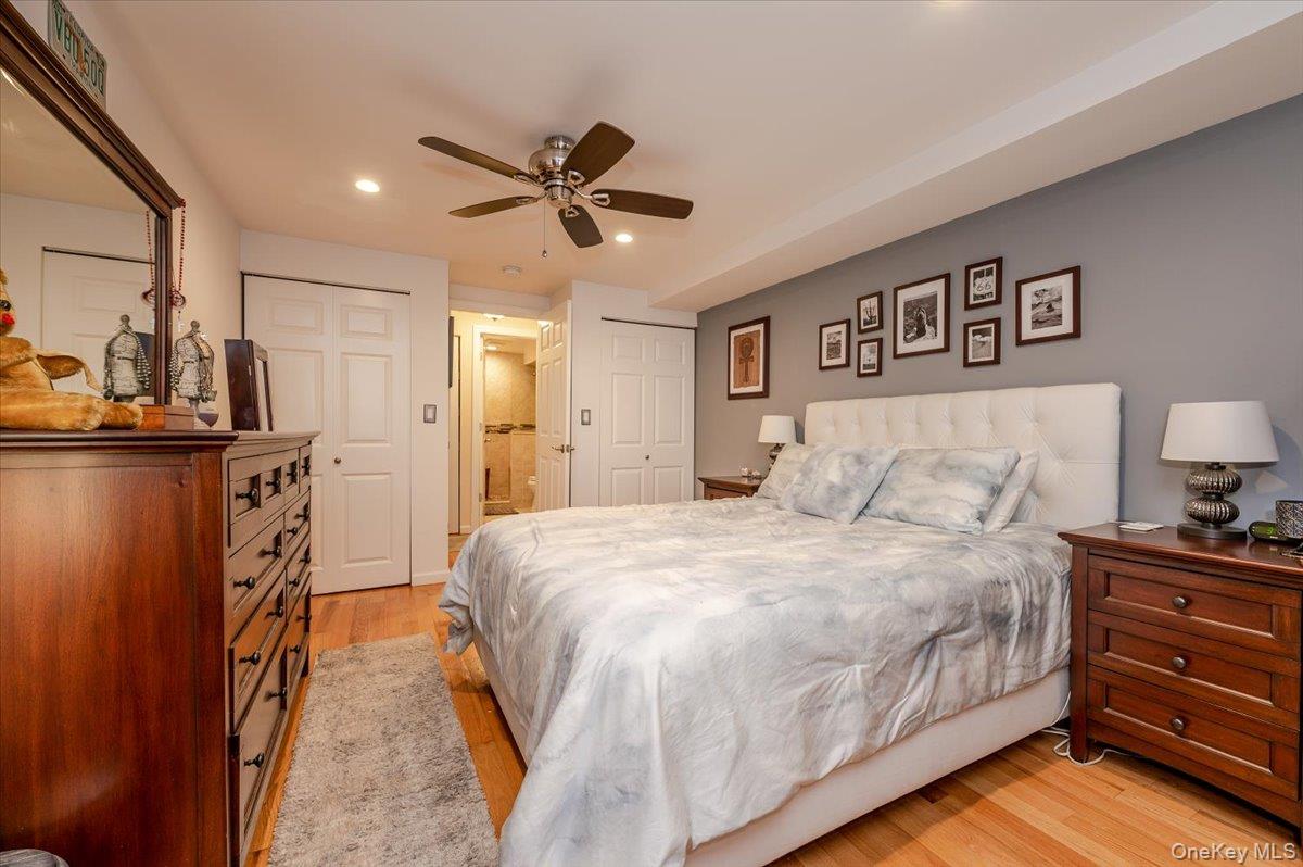 185 W Park Avenue Unit: 201