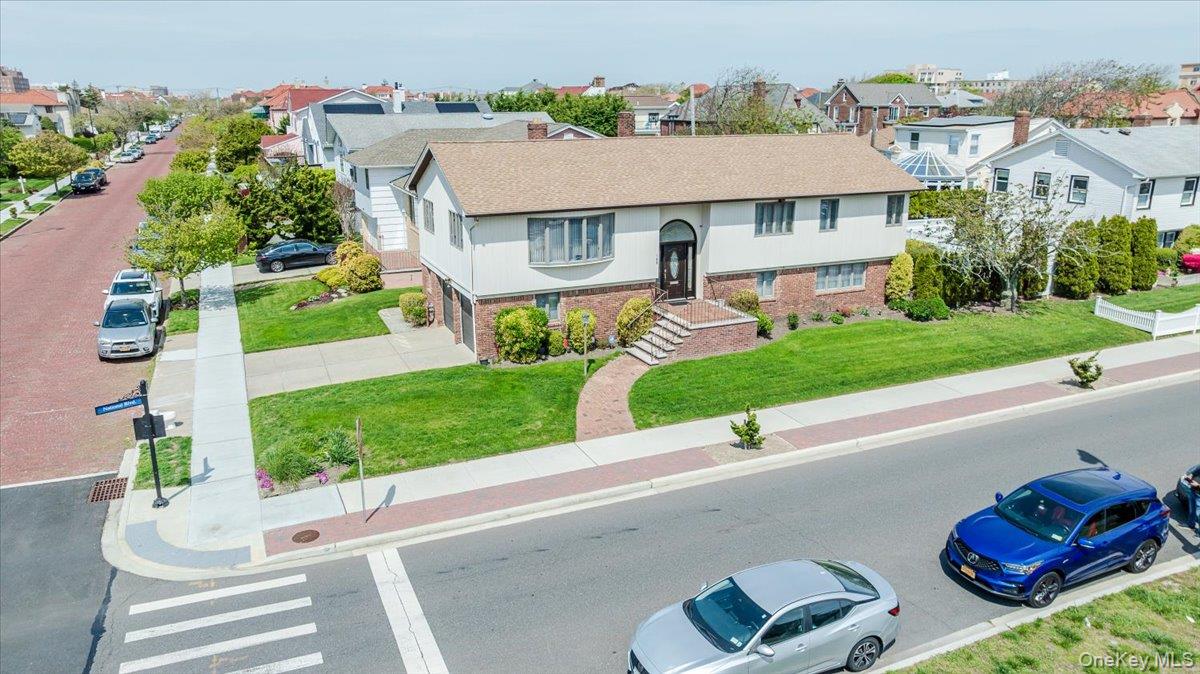 159 National Boulevard