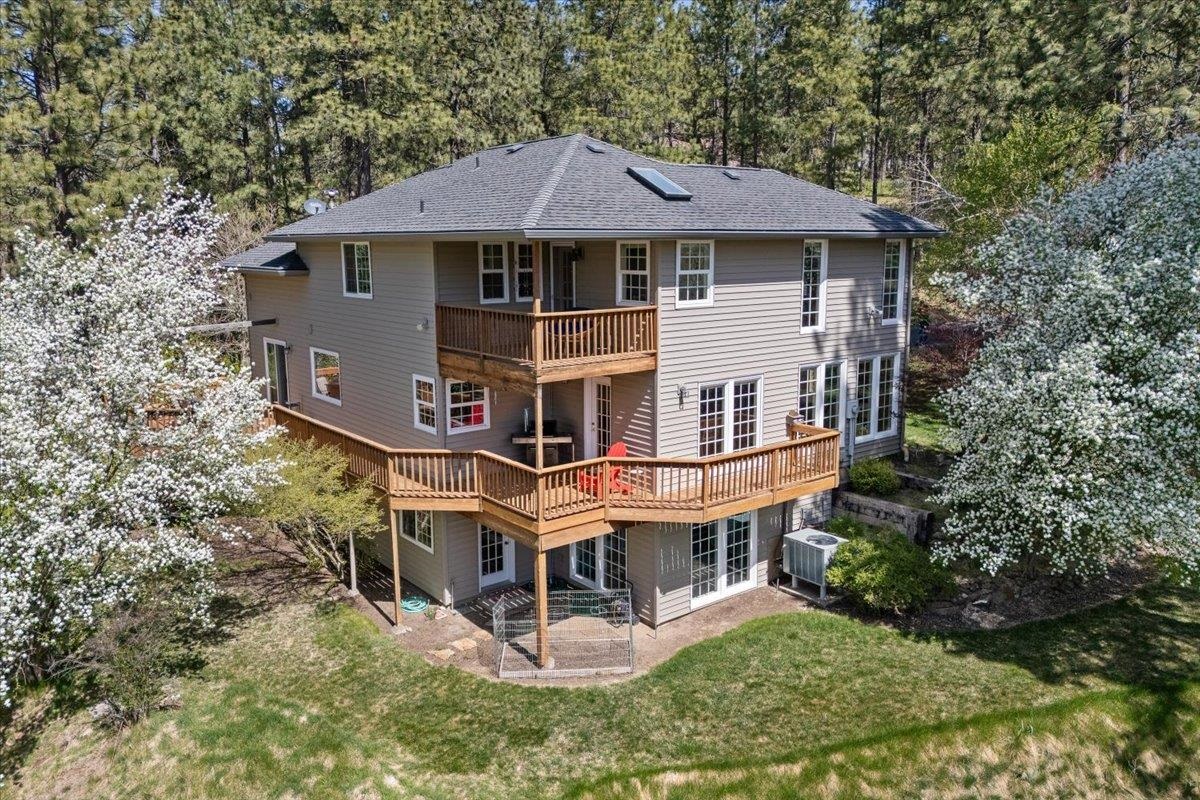 1228 S Greenridge Dr