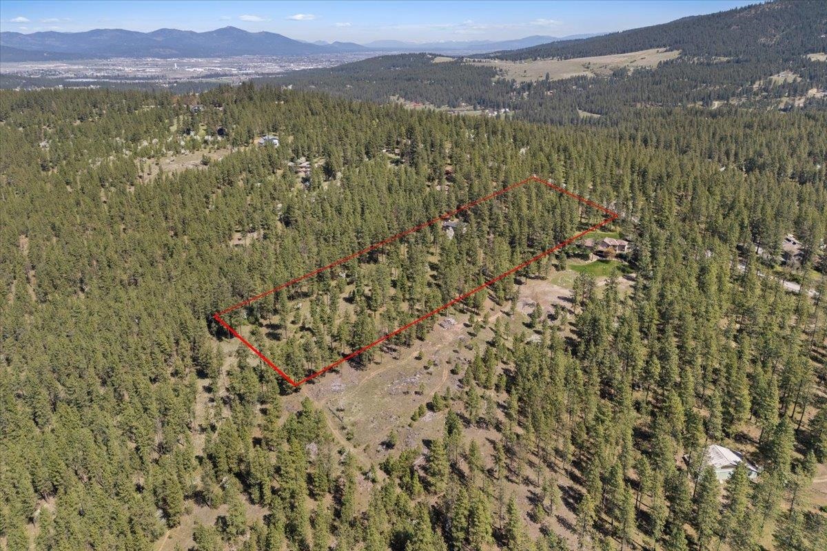 1228 S Greenridge Dr