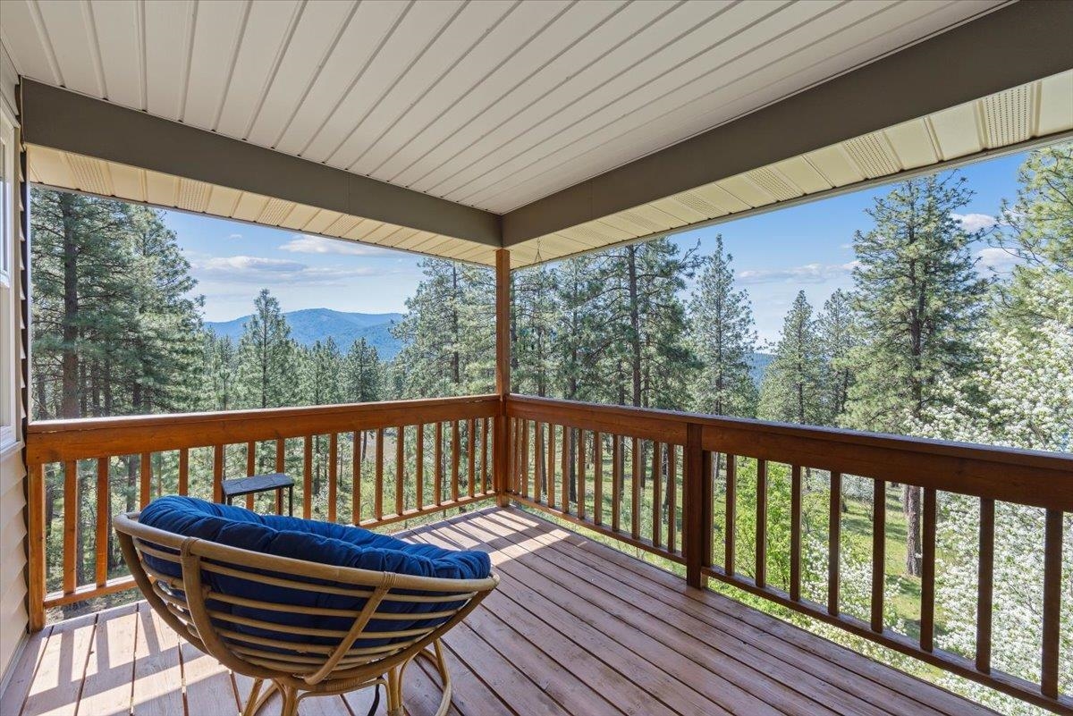 1228 S Greenridge Dr