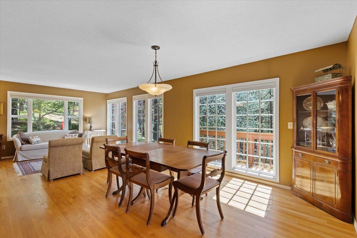 1228 S Greenridge Dr