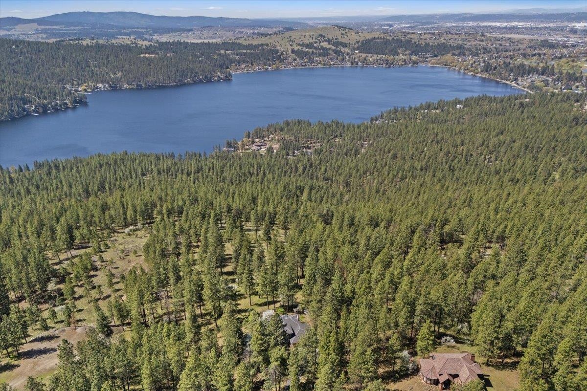 1228 S Greenridge Dr