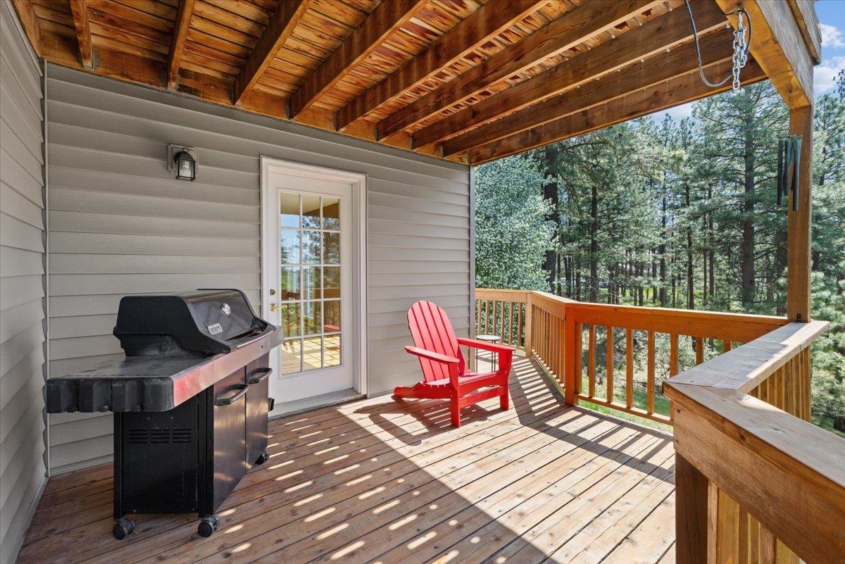 1228 S Greenridge Dr