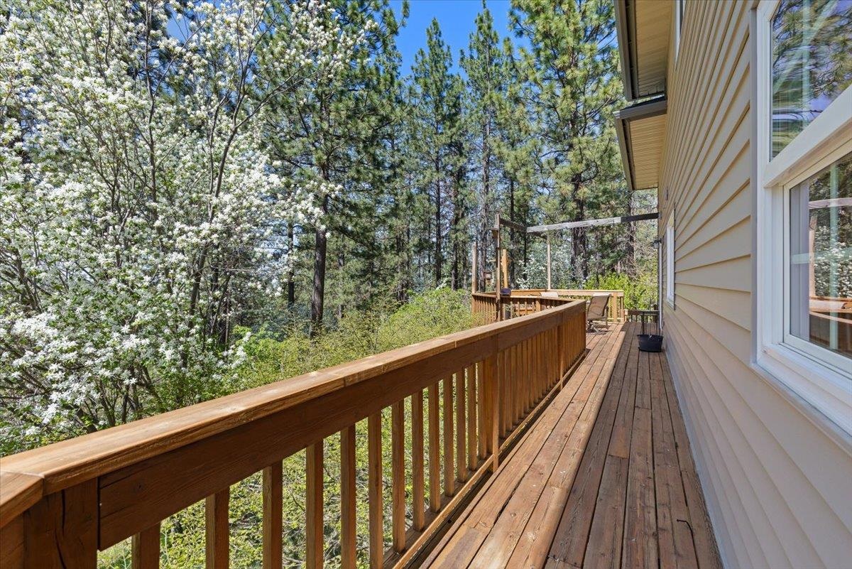 1228 S Greenridge Dr