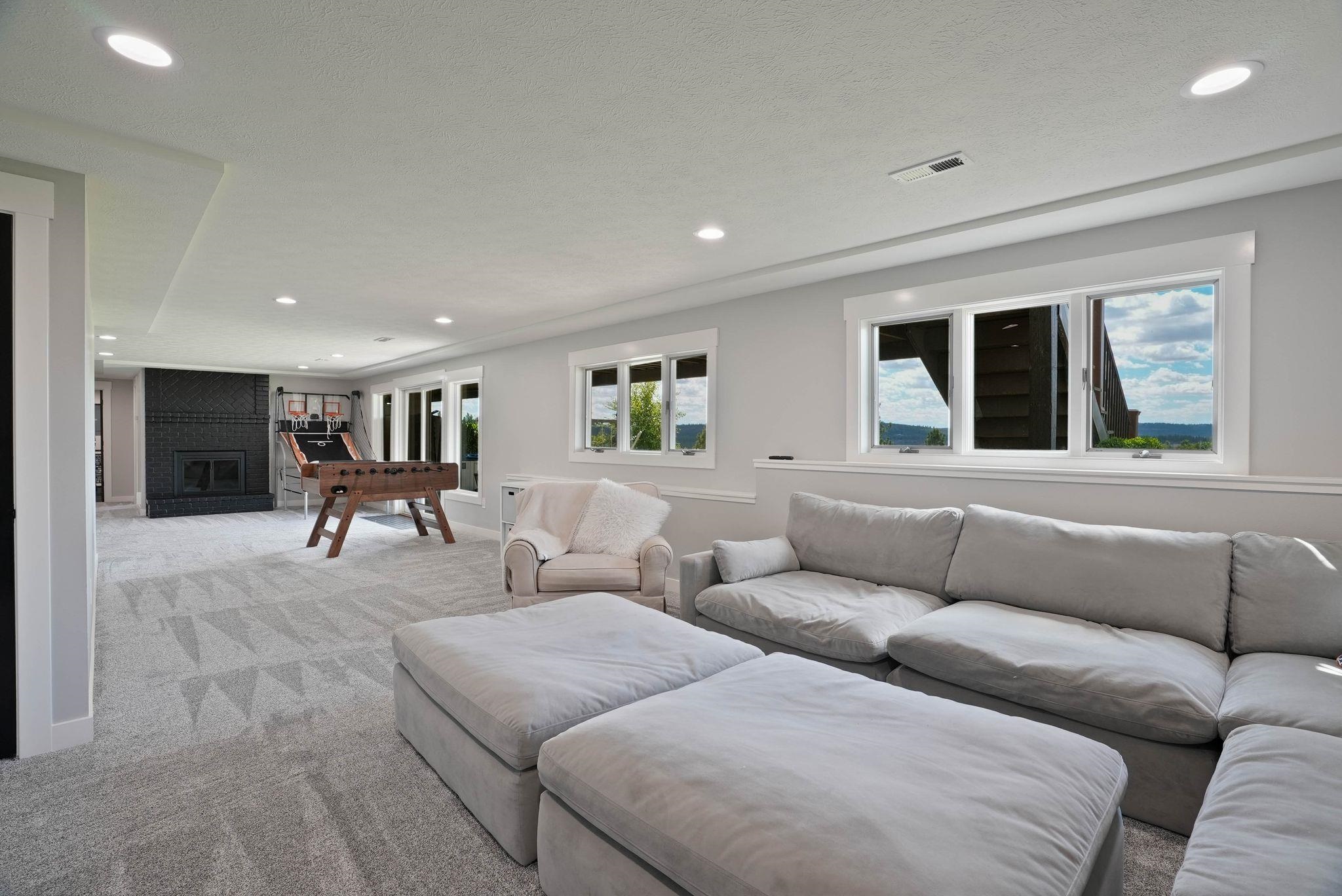 10107 N Comanche Dr