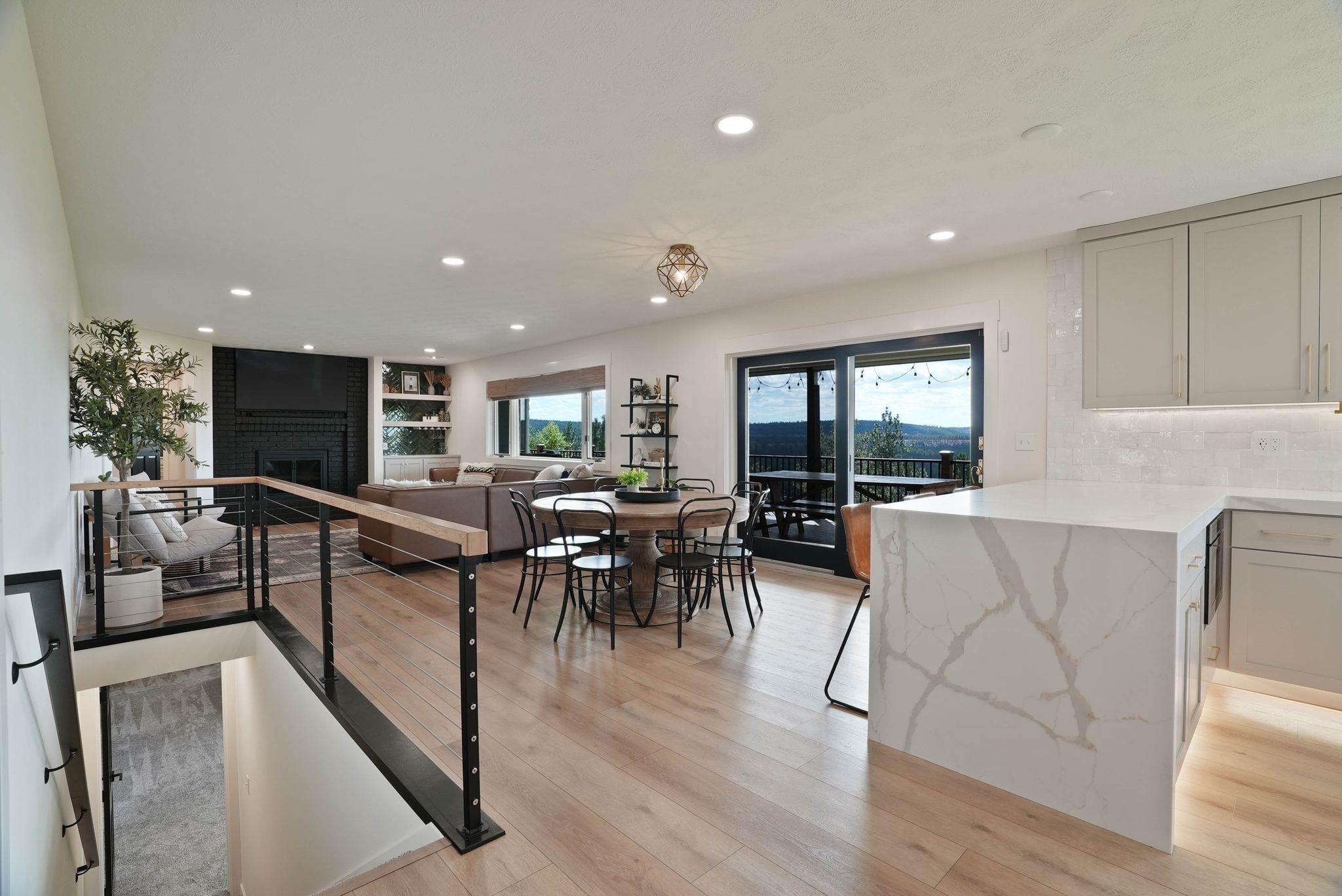 10107 N Comanche Dr