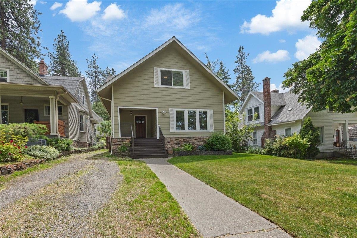 1007 W 15th Ave