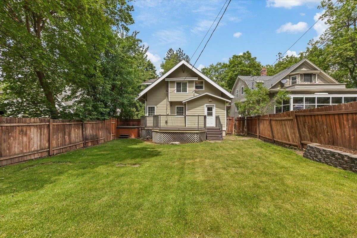 1007 W 15th Ave