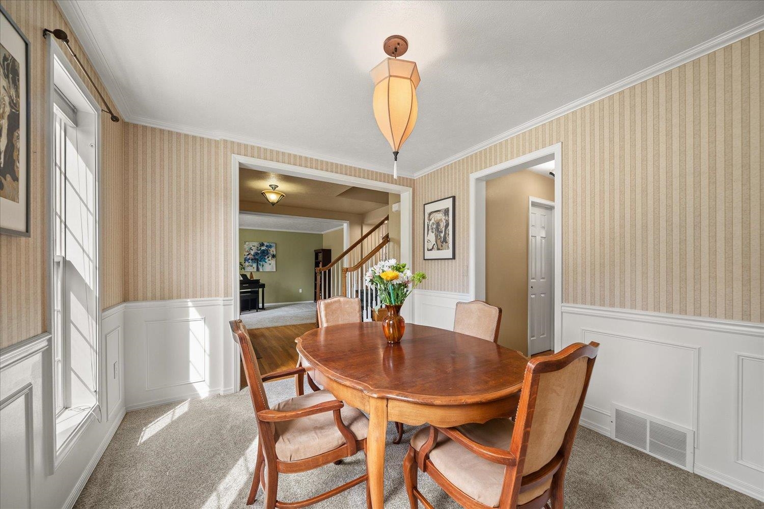 805 E Blackhawk Dr