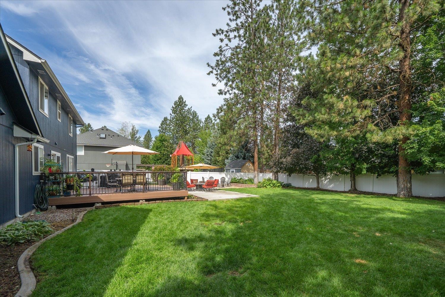 805 E Blackhawk Dr