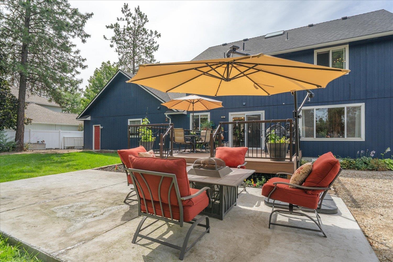 805 E Blackhawk Dr