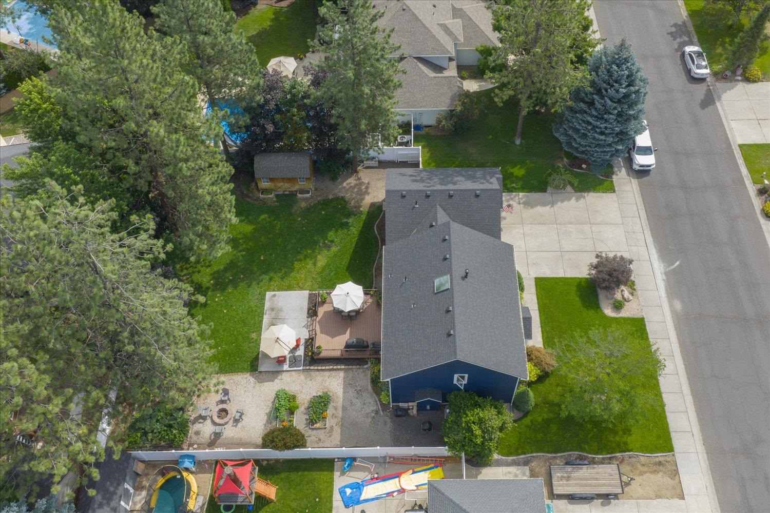 805 E Blackhawk Dr