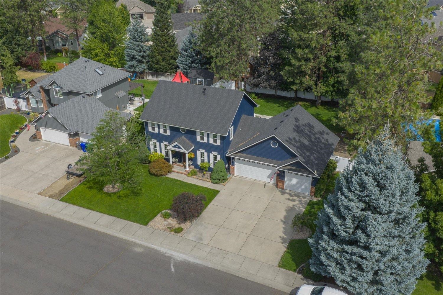 805 E Blackhawk Dr