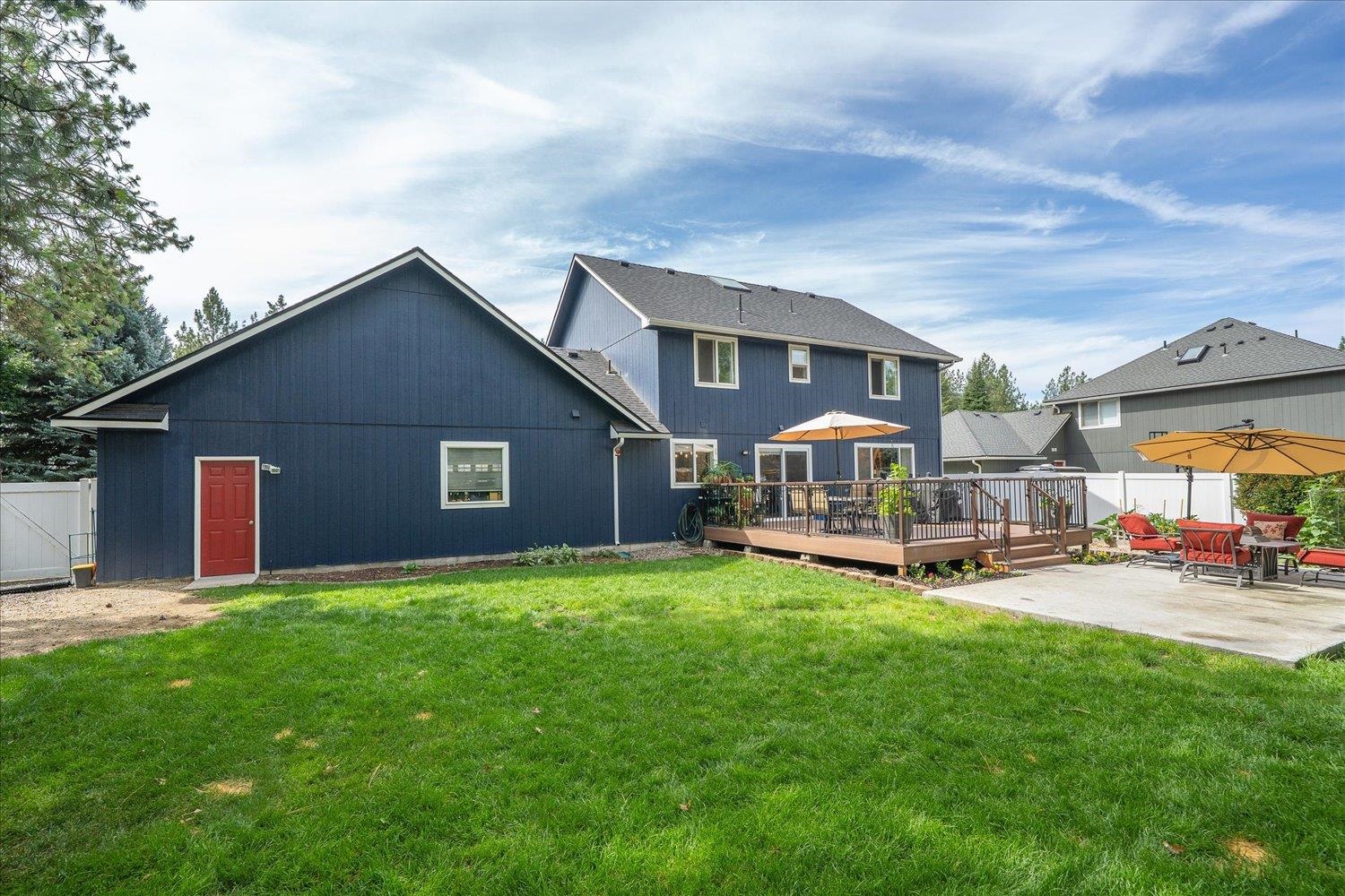 805 E Blackhawk Dr