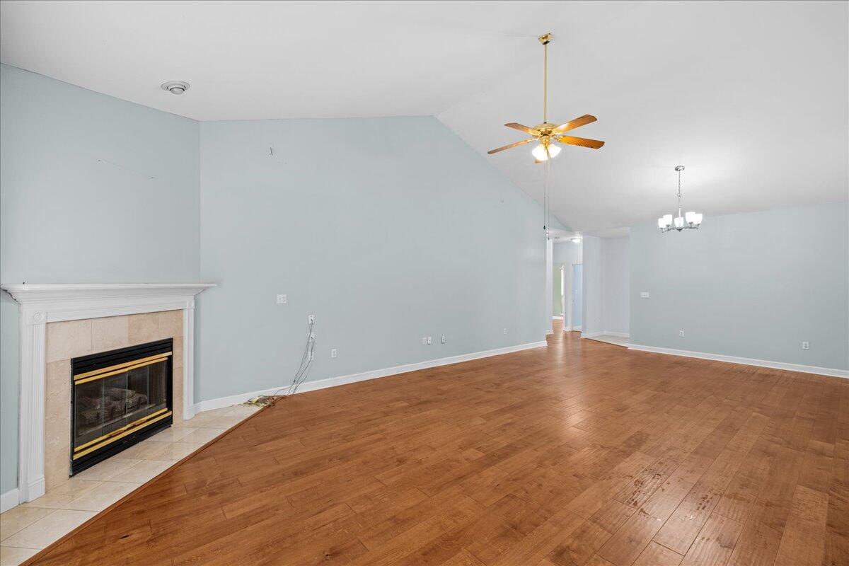 3896 Mesa Road