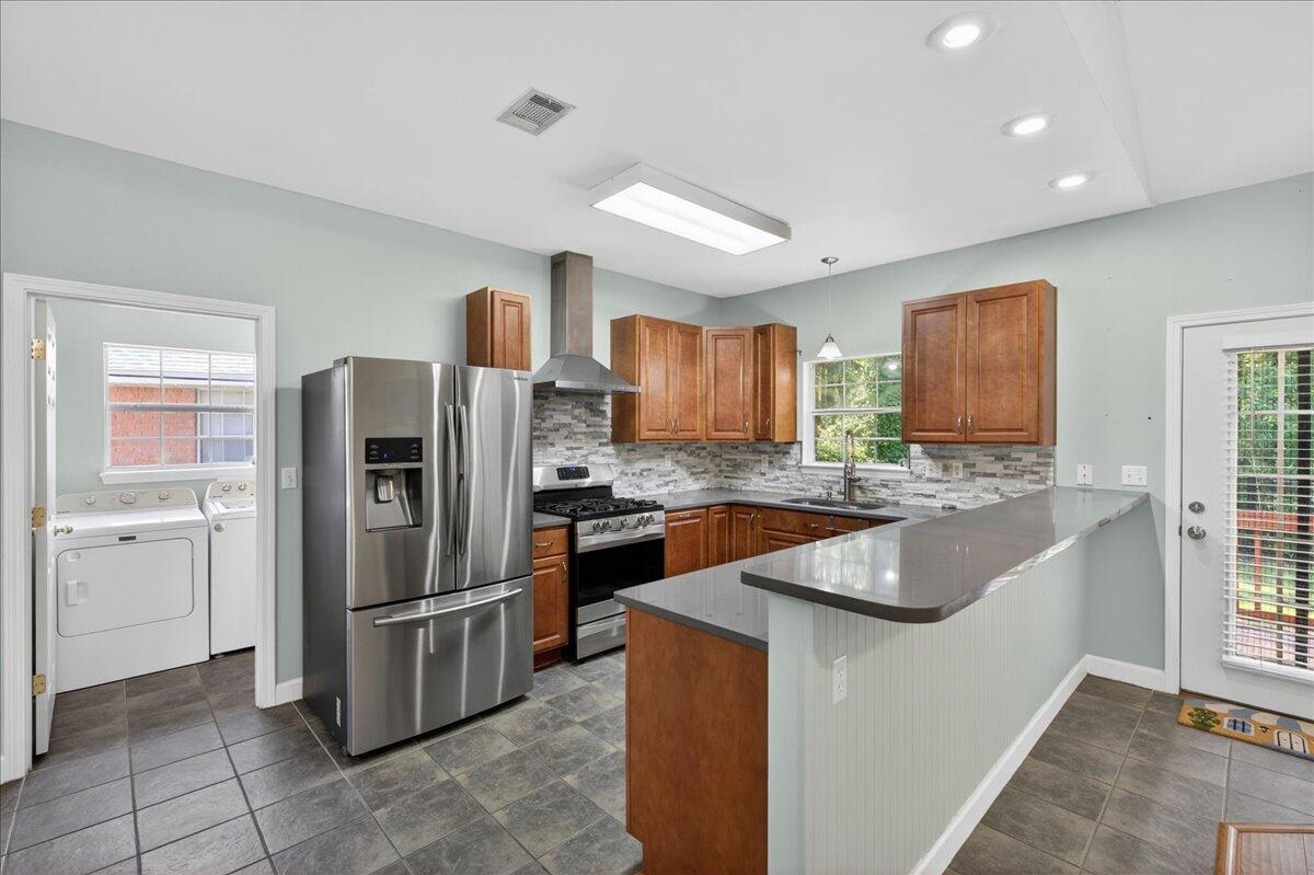 3896 Mesa Road