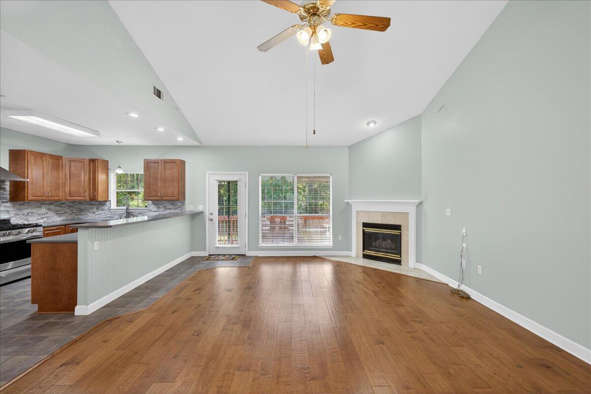 3896 Mesa Road