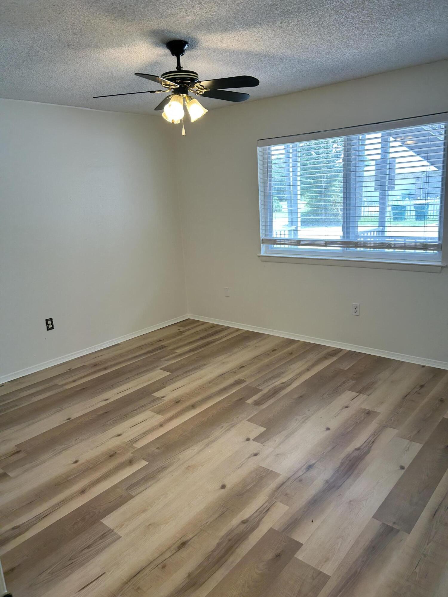 201 College Boulevard 31