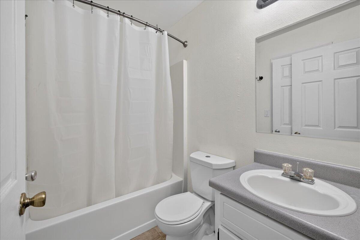 326 Lakeview Drive