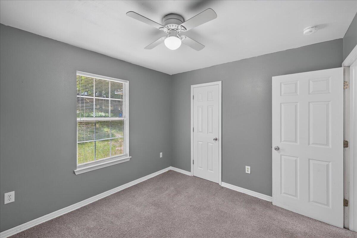 326 Lakeview Drive
