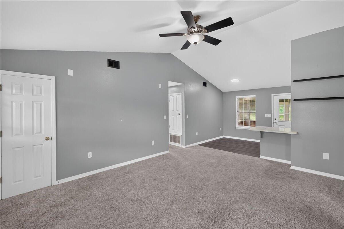 326 Lakeview Drive