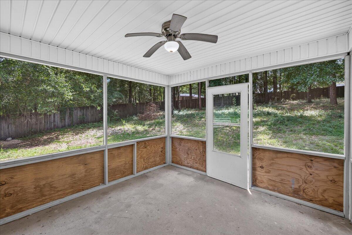 326 Lakeview Drive