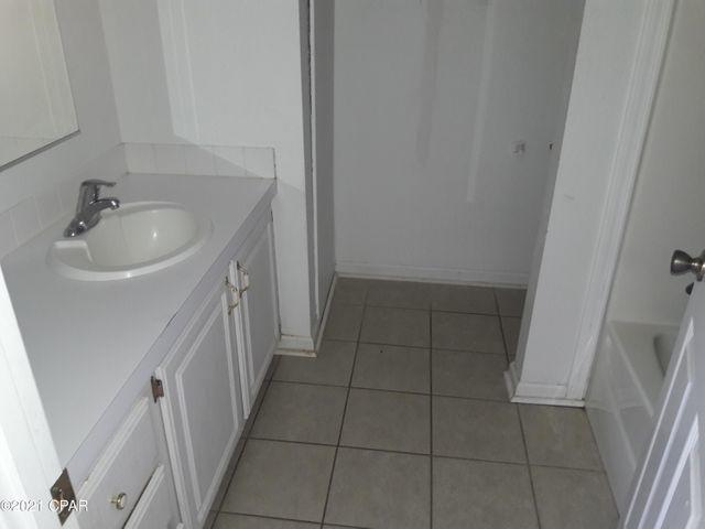 470 Hardwood Lane