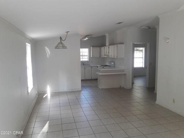 470 Hardwood Lane