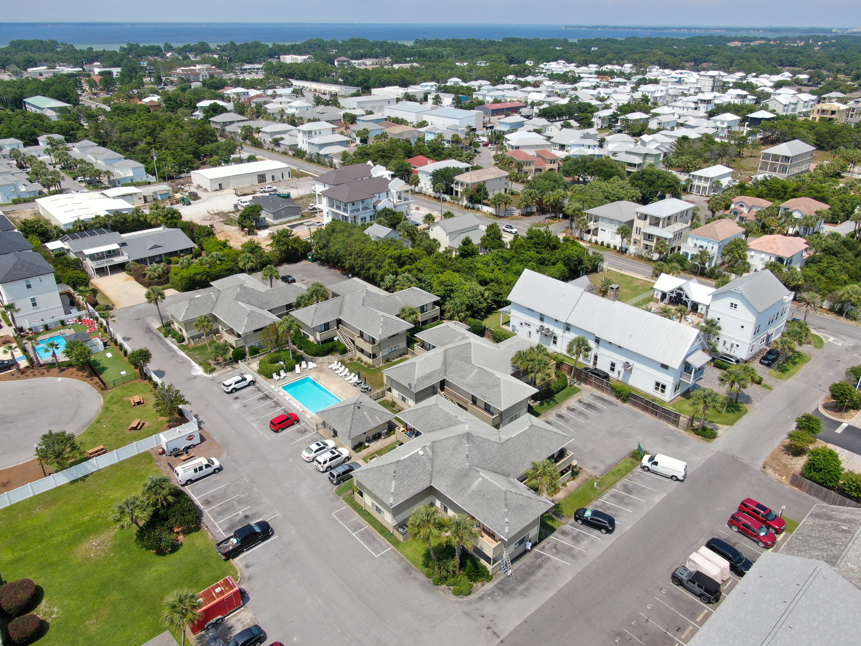 64 Cross Creek Rd, 3