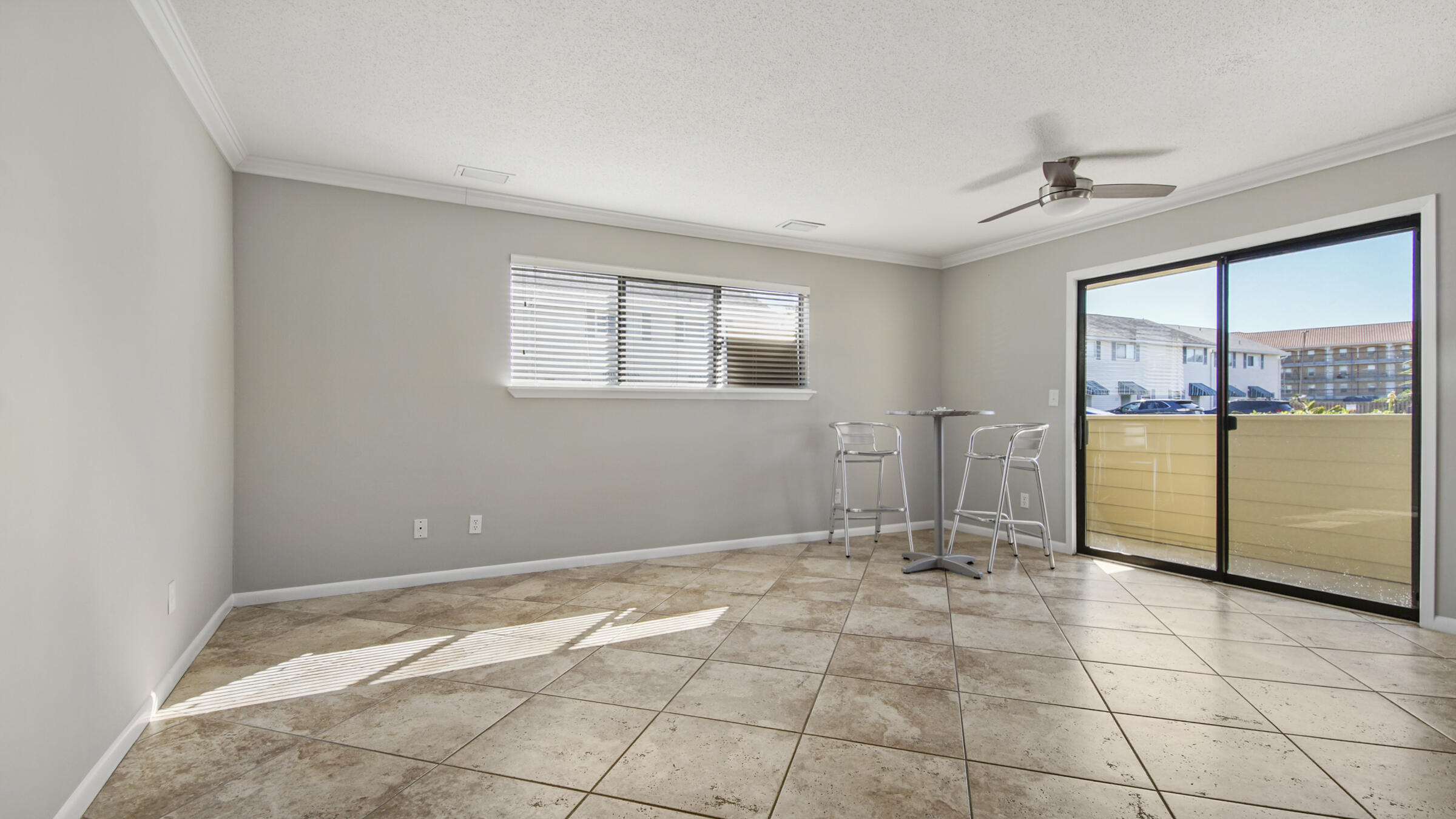 64 Cross Creek Rd, 3