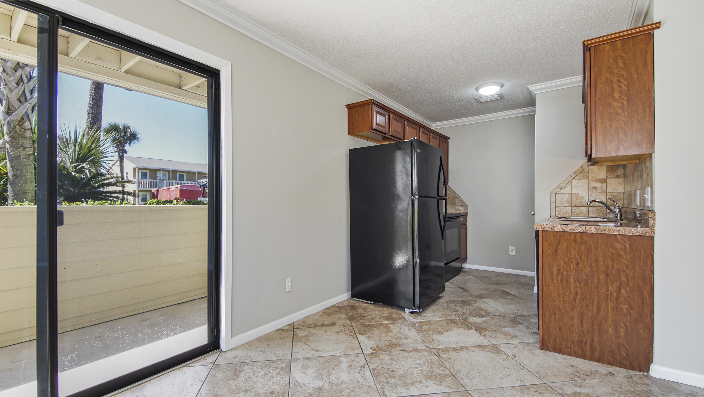 64 Cross Creek Rd, 3