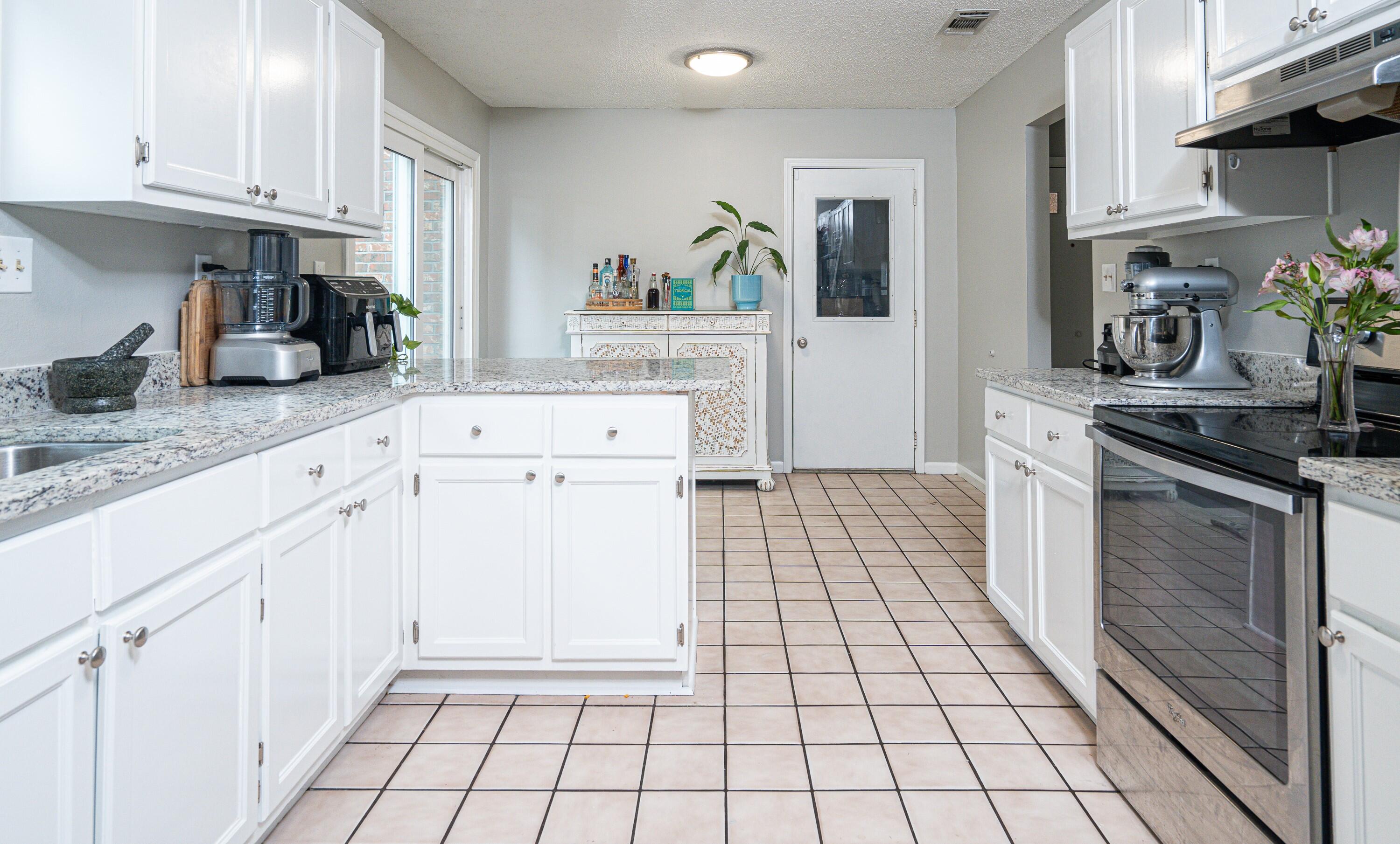 808 St Kitts Cove
