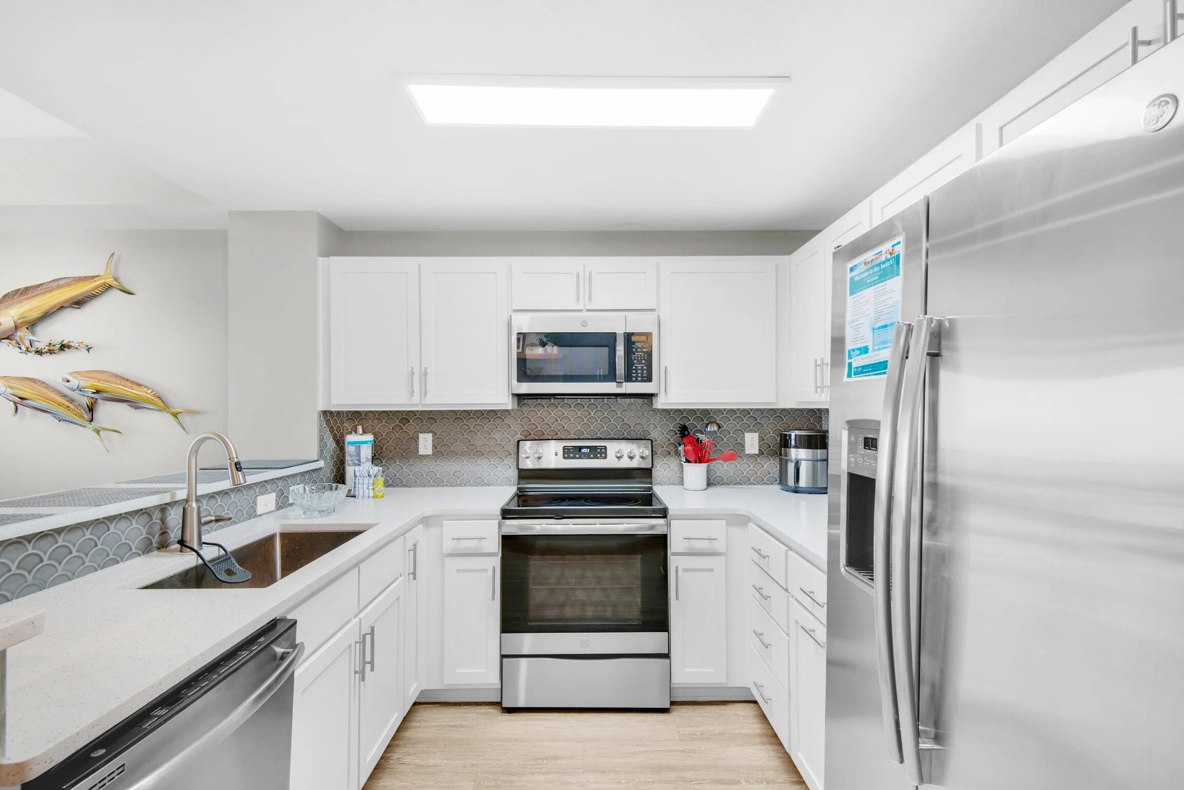 15928 Front Beach Road, 3-807