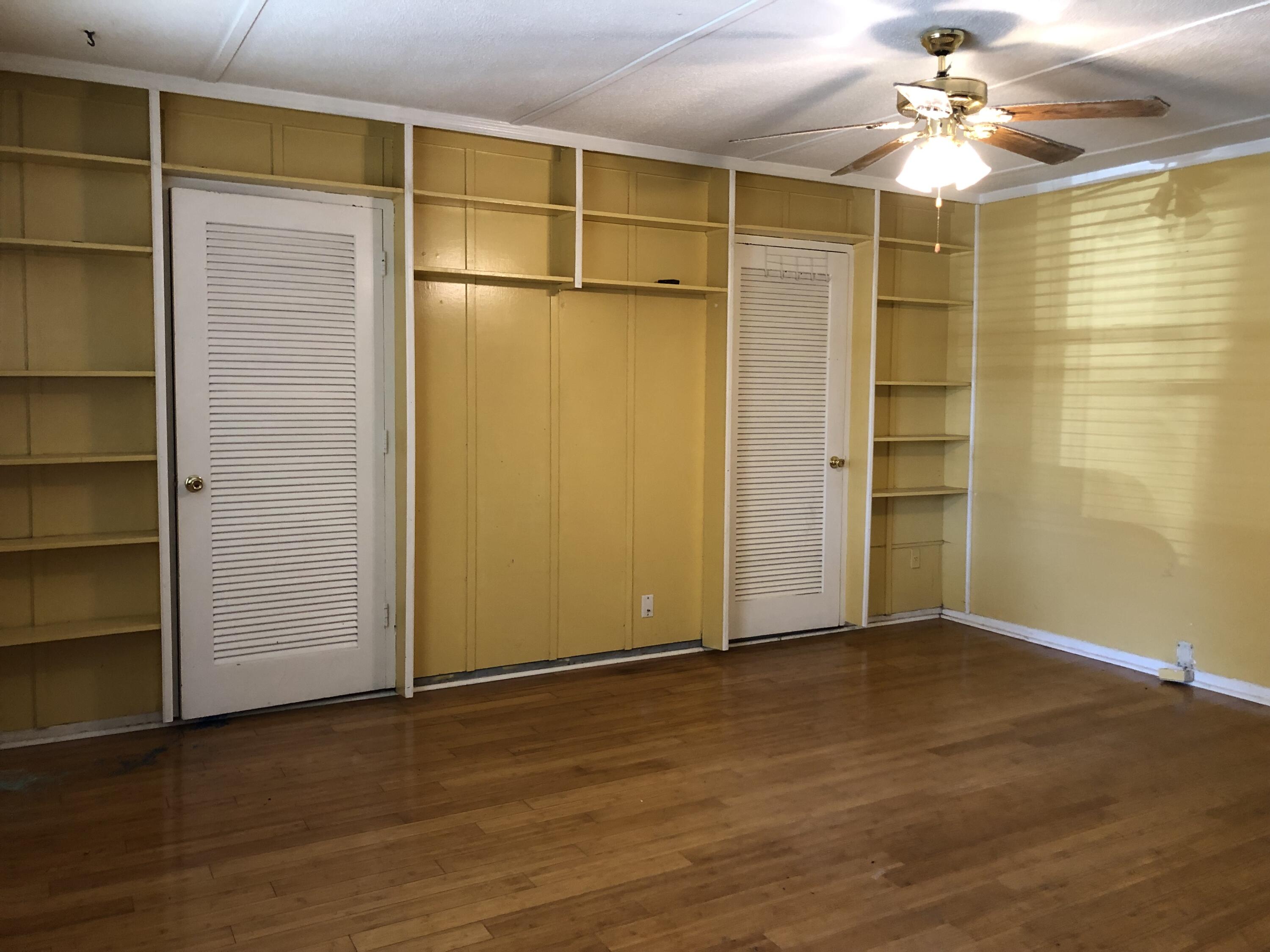101 SW Driftwood Avenue