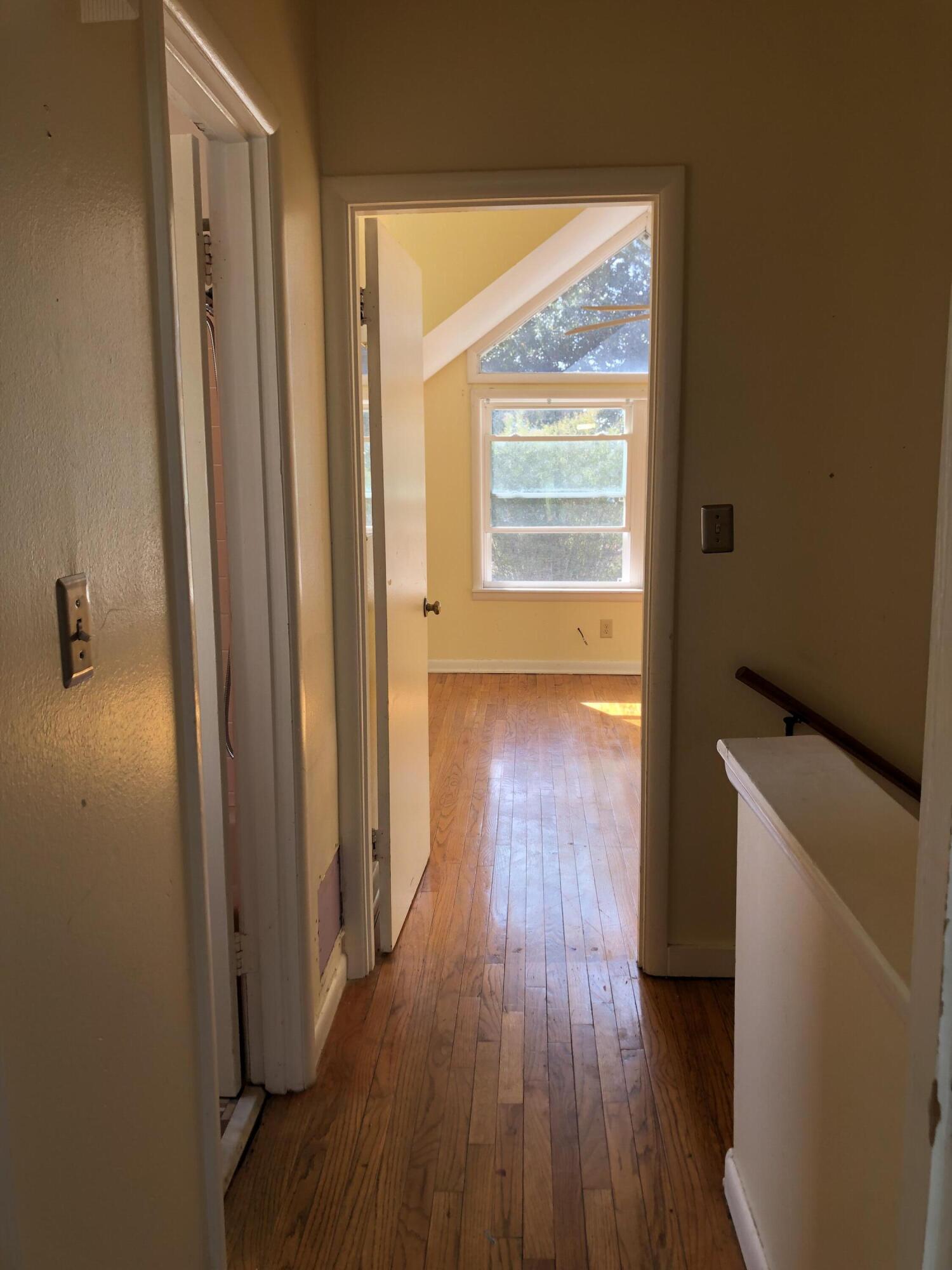 101 SW Driftwood Avenue