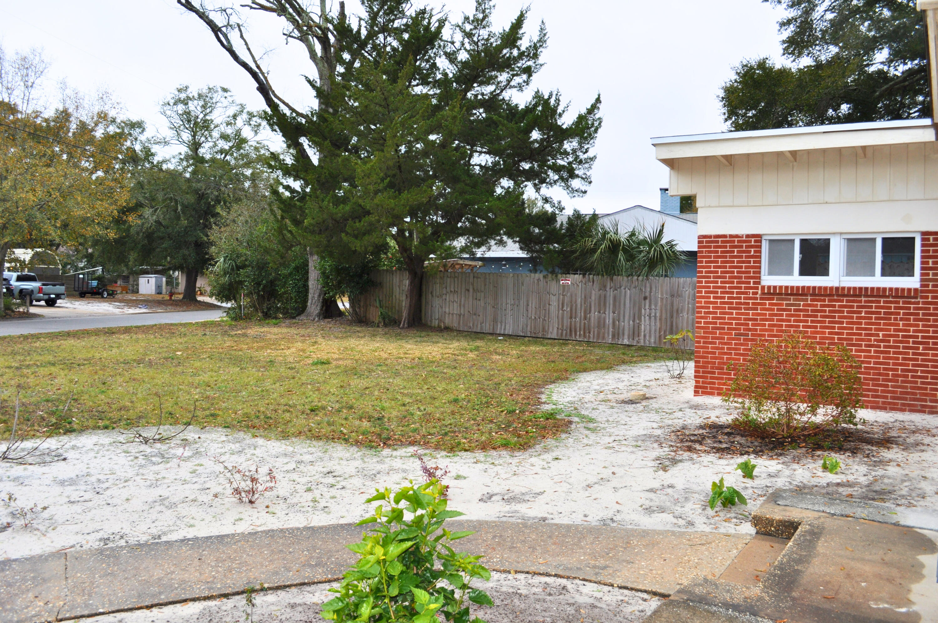 49 SE Waynel Circle