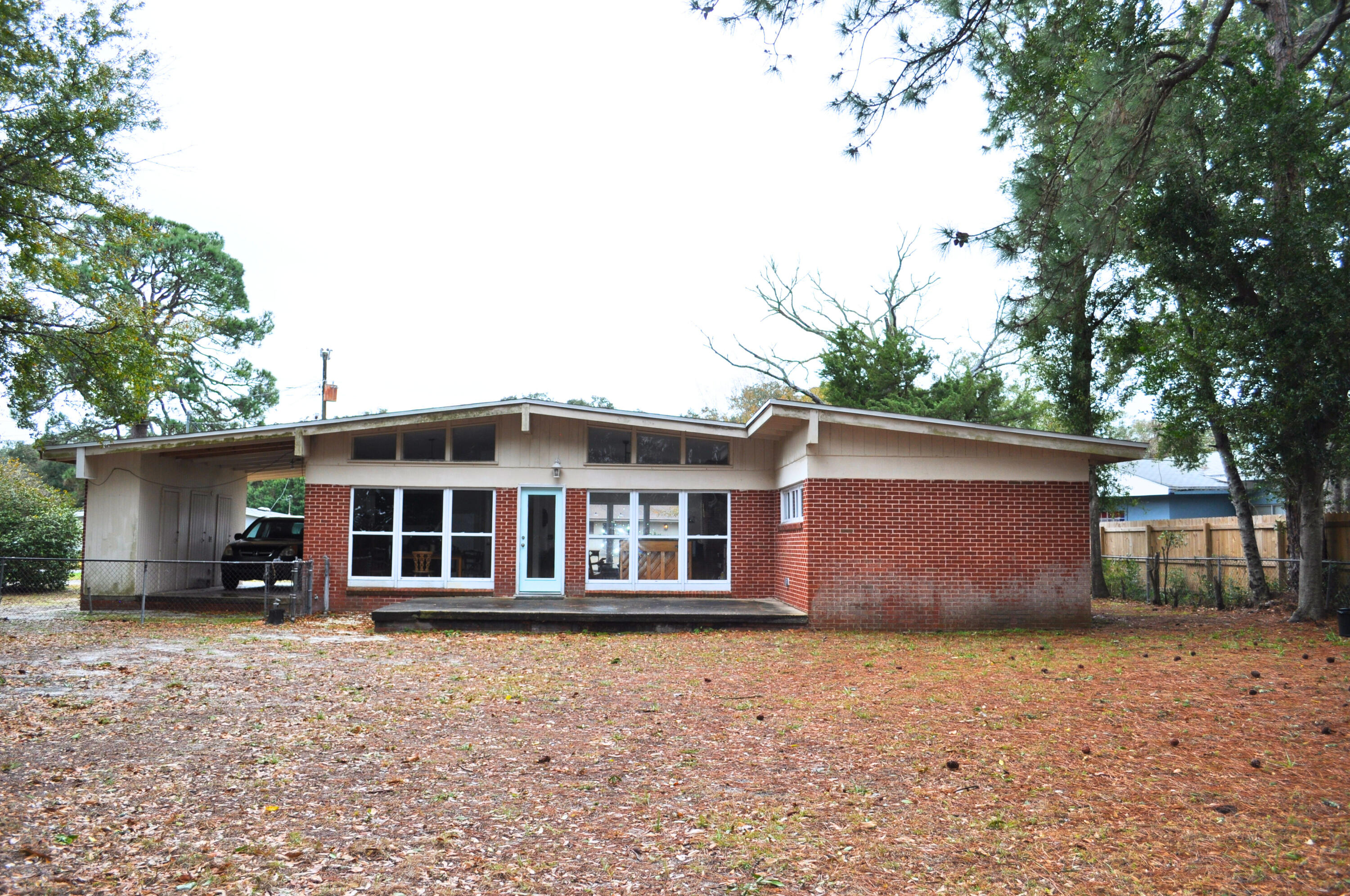 49 SE Waynel Circle