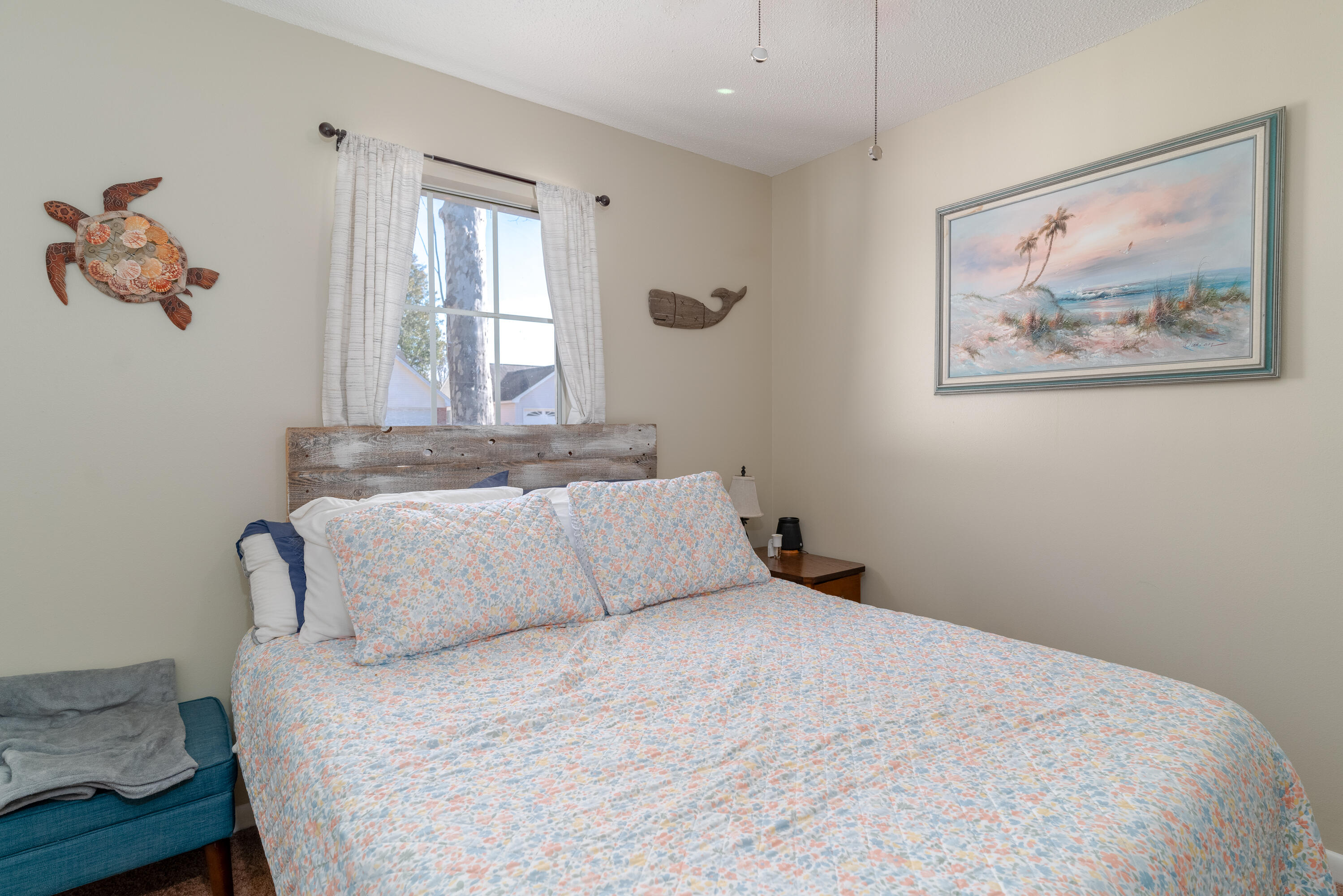 1548 Meadowbrook Court