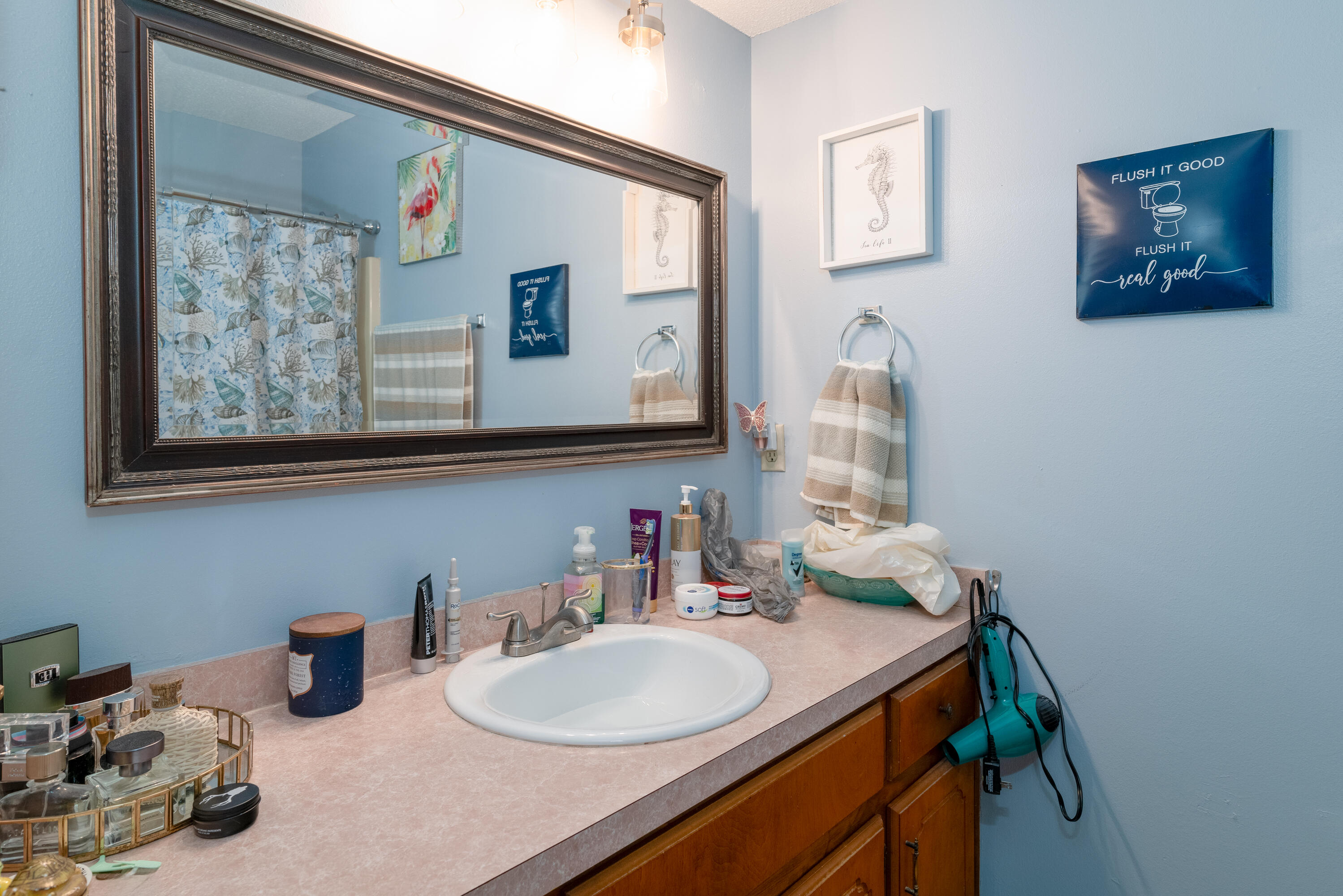 1548 Meadowbrook Court