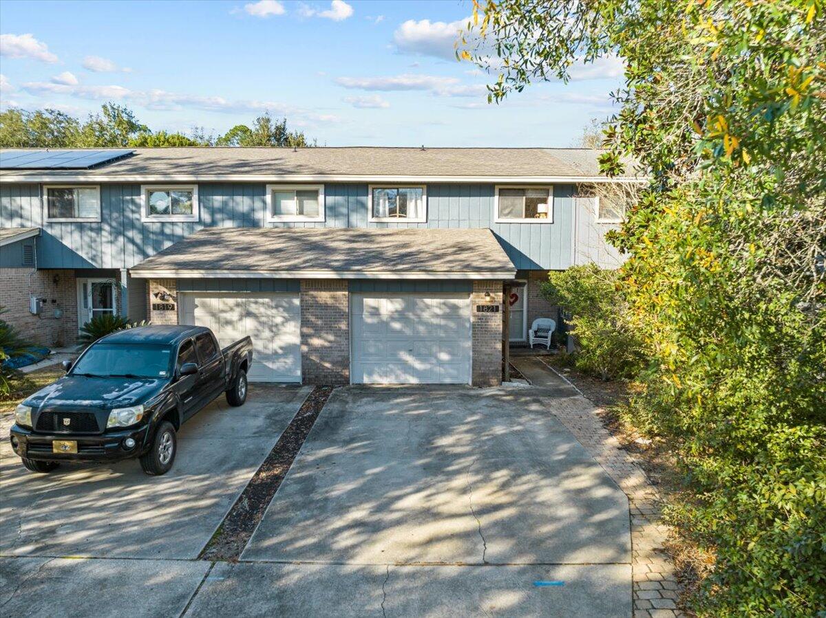 1821 Valparaiso Boulevard